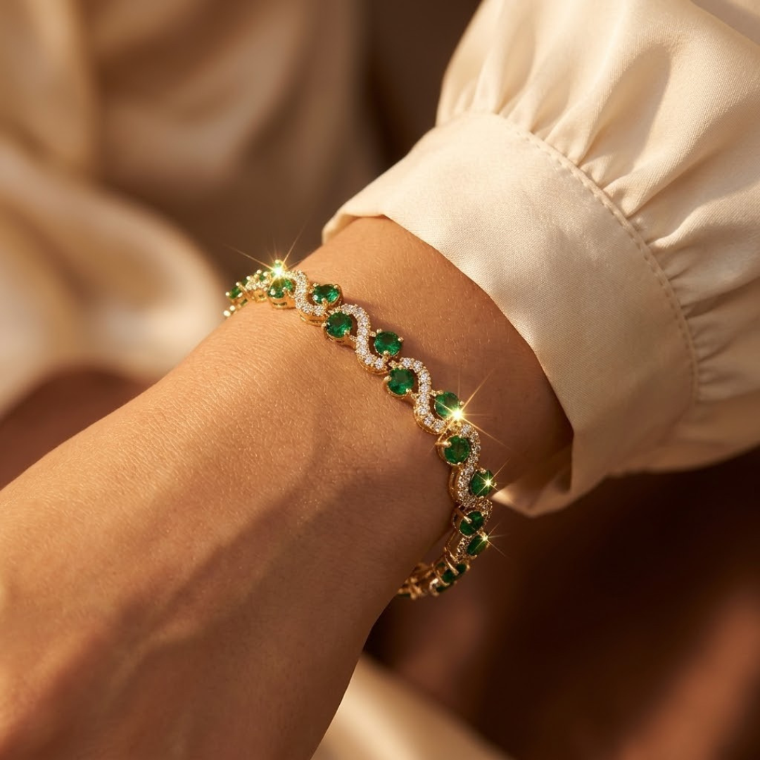 Halo Armbånd med Smaragd i Guld