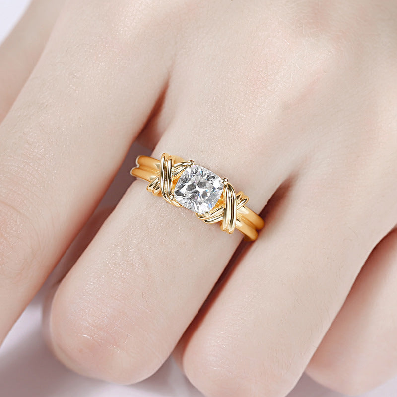 Statement Ring med Knude Bånd | Guld