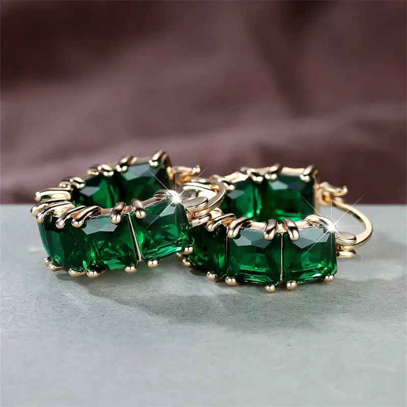Rowena Emeris Aretes | Oro
