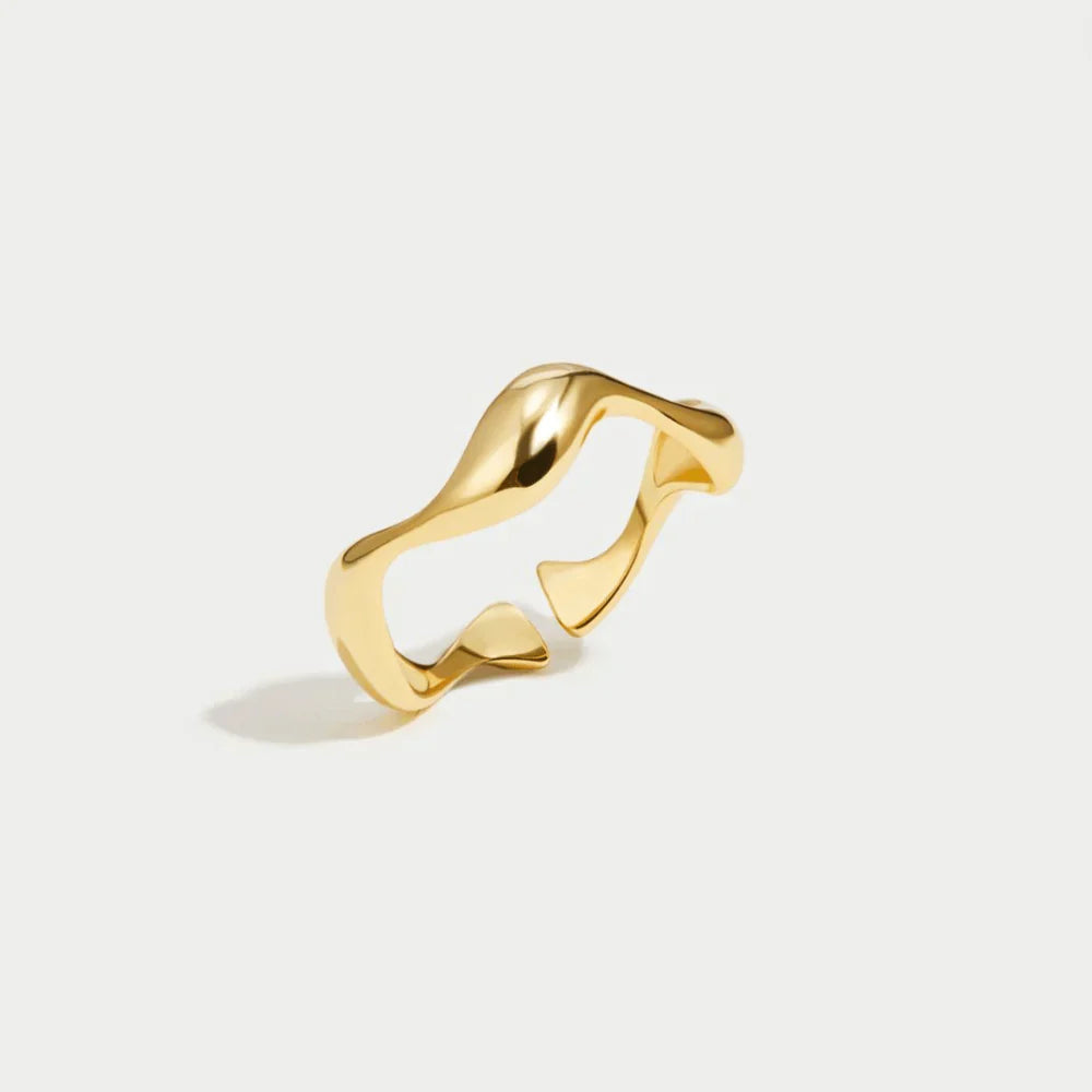 Elyra Smooth Flow Ring | Guld