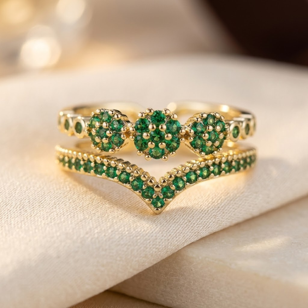 Emerald Cluster Ring i Guld
