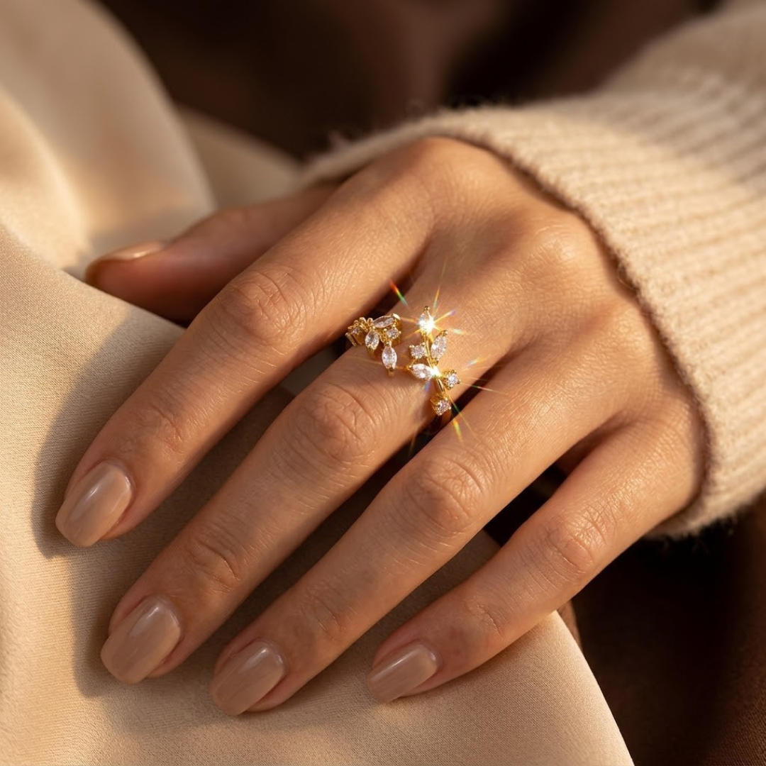 Åben Blad Ring i Guld