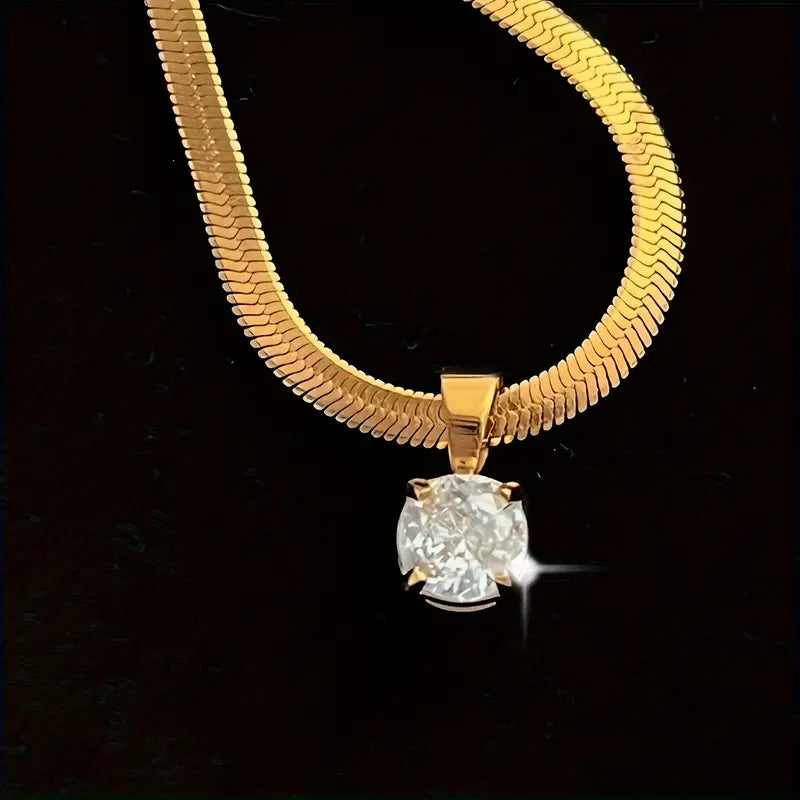 Elegant Rhinestone Pendant Necklace | Guld