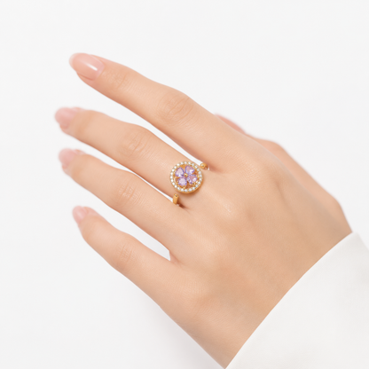 Sapphire Blomsterring i Guld