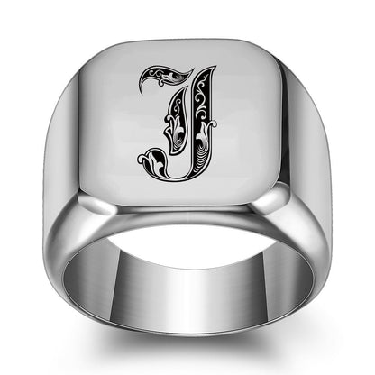 Klassisk Noble Initial Ring | Hvidguld