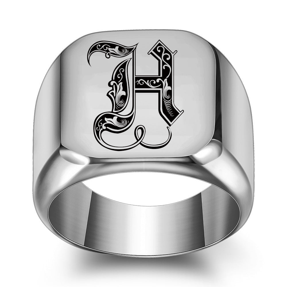 Klassisk Noble Initial Ring | Hvidguld