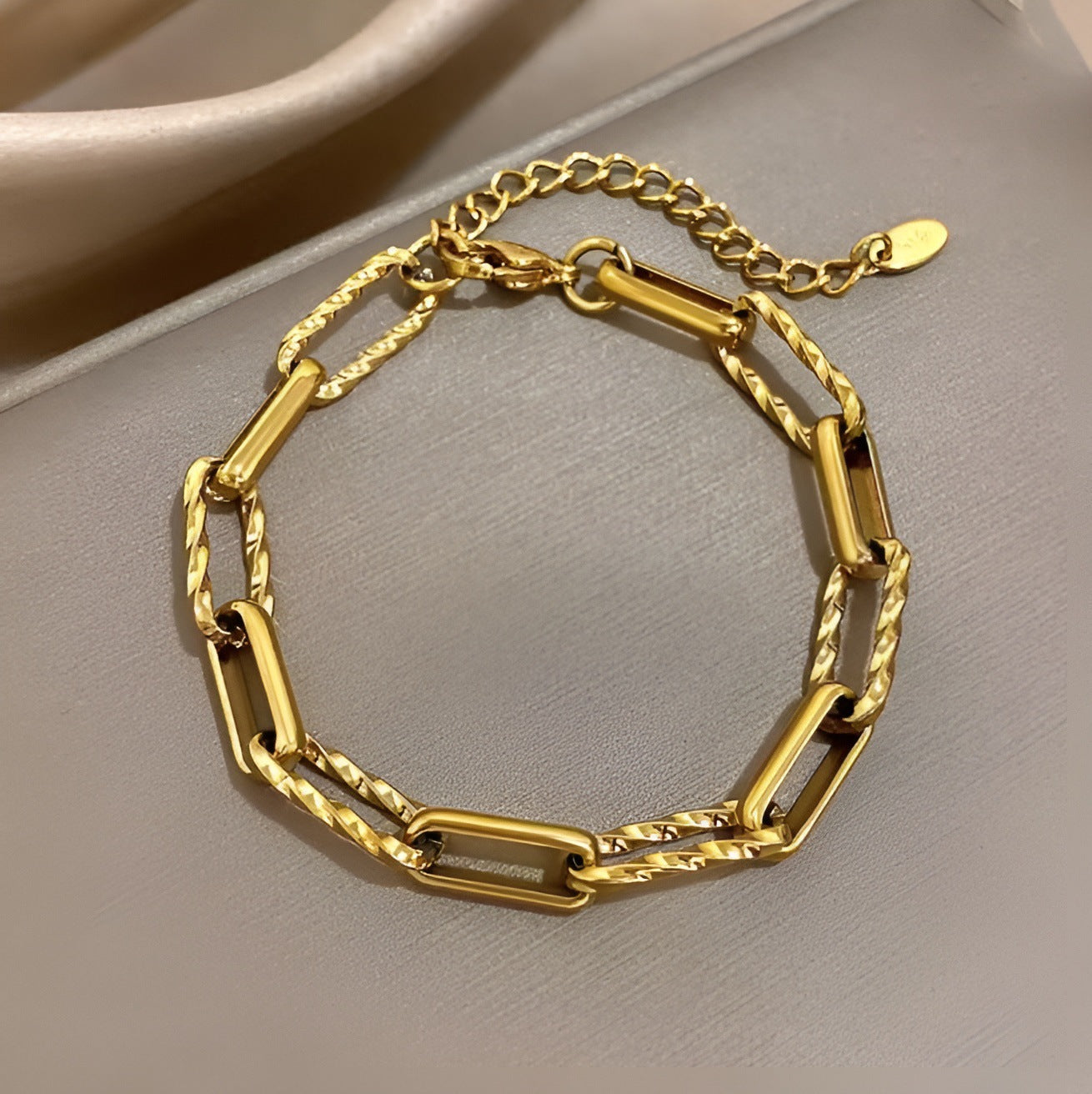 Chunky Link Lorielle Armbånd | Guld