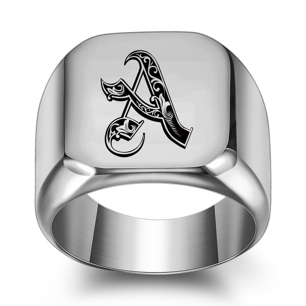Klassisk Noble Initial Ring | Hvidguld
