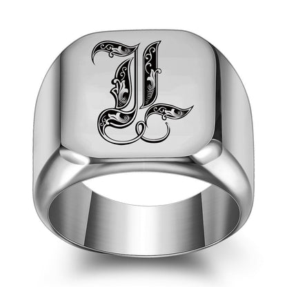 Klassisk Noble Initial Ring | Hvidguld