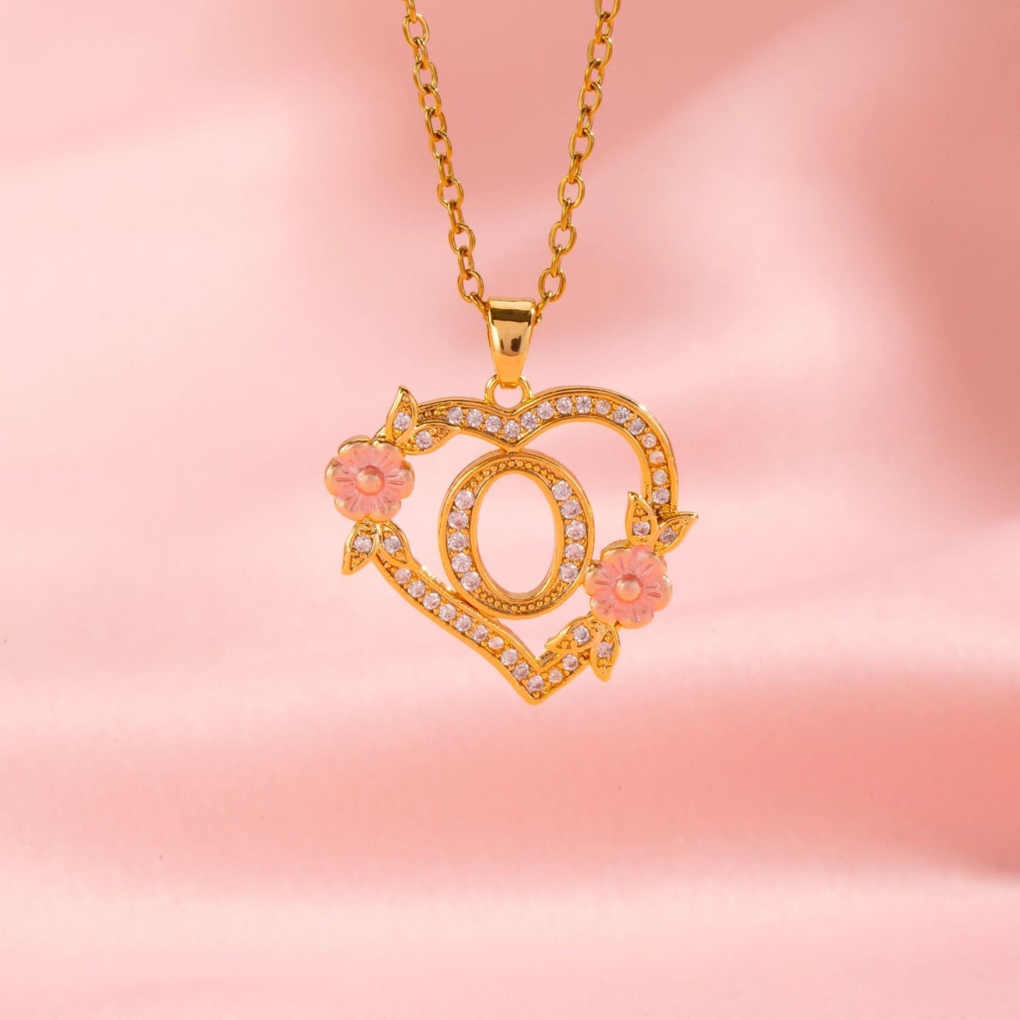 Blomstercharme Initial Halskæde | Guld