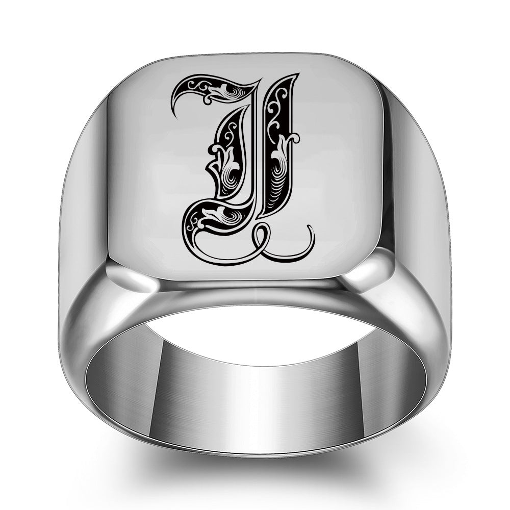 Klassisk Noble Initial Ring | Hvidguld