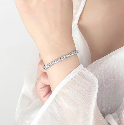 Soleil Tennisarmbånd | 18 karat guld, moissanit, justerbar længde