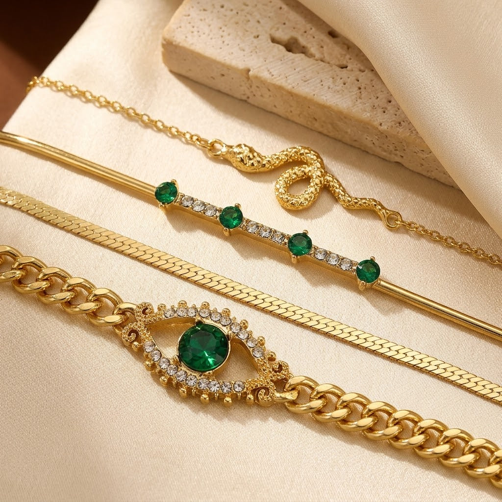 Charm Armbåndsæt i Grøn Emerald i Guld