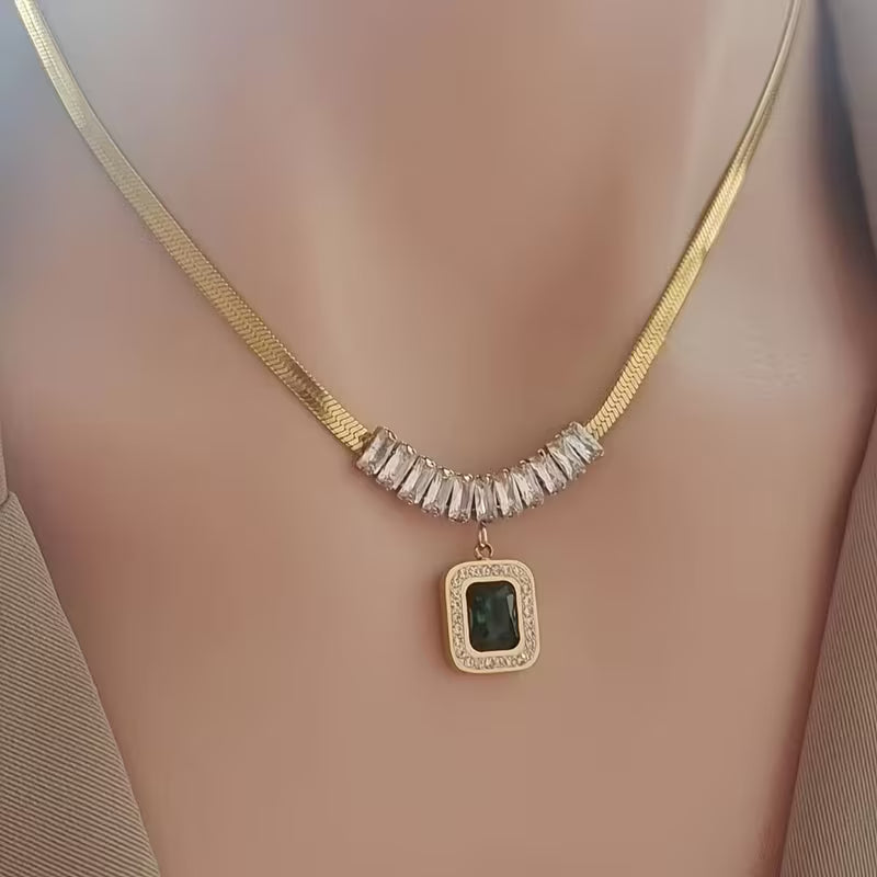 Regalia Prism Krave af Smaragd | Guld