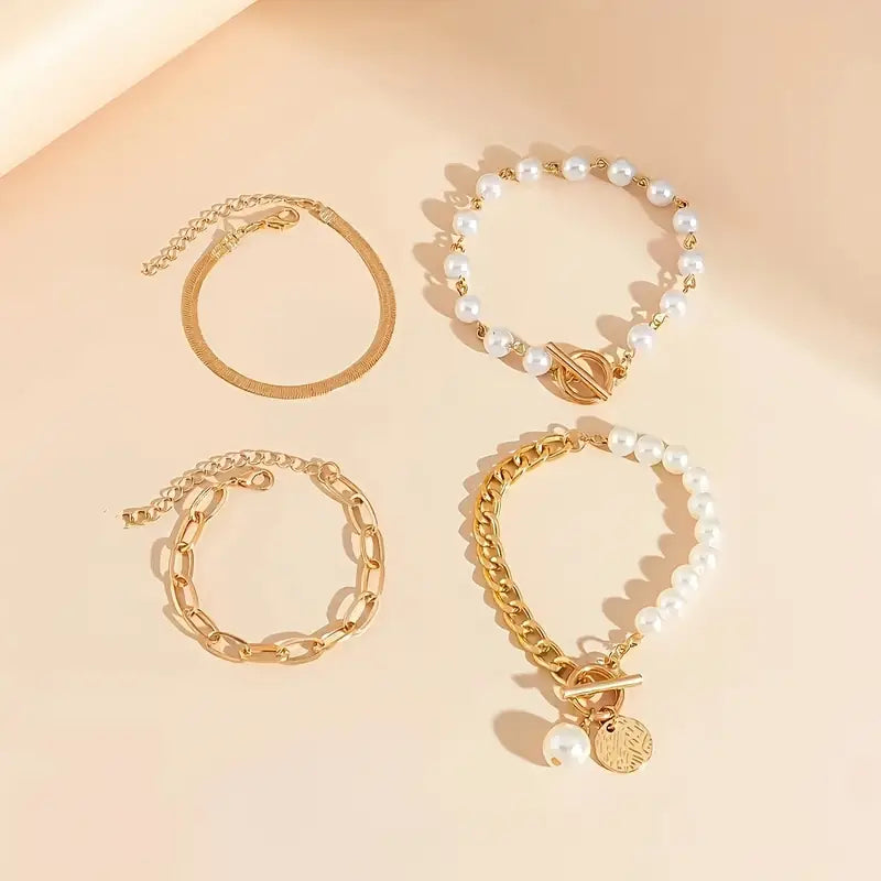 Sæt de Chic Armbånd på 4 Stykker - Slange, Perler og Led | Guld
